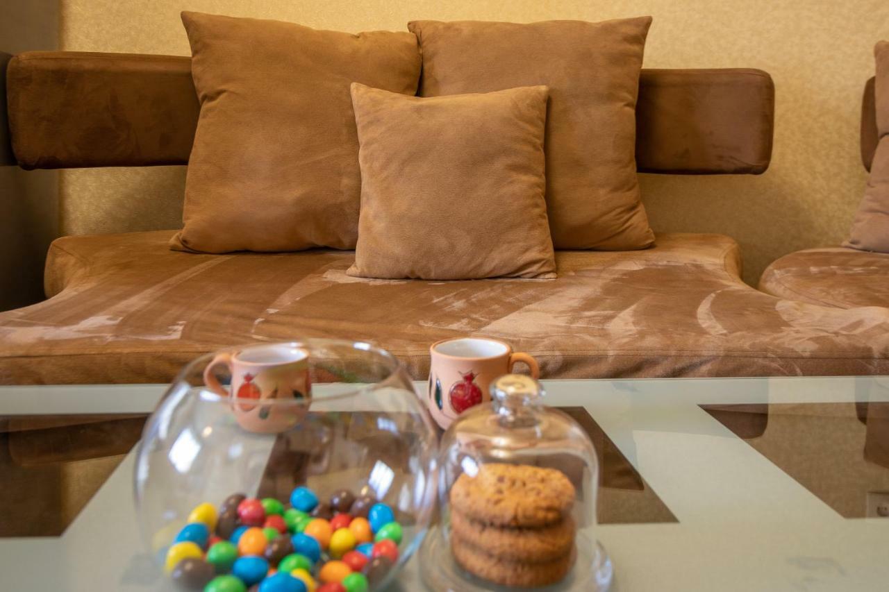 Stay Inn Apartments On 33 Sayat-Nova Avenue Jerevan Eksteriør bilde