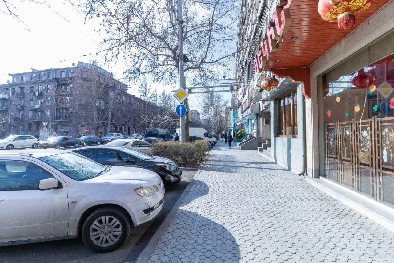 Stay Inn Apartments On 33 Sayat-Nova Avenue Jerevan Eksteriør bilde