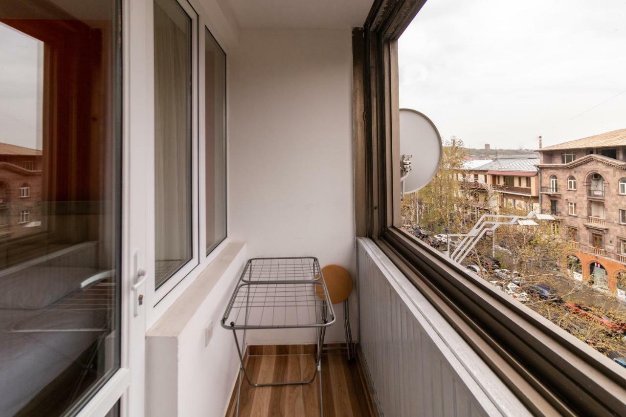 Stay Inn Apartments On 33 Sayat-Nova Avenue Jerevan Eksteriør bilde